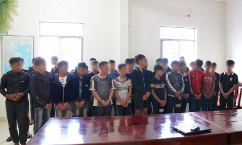 Triệu tập 39 thanh thiếu niên trong vụ gần 50 đối tượng mang hung khí gây rối trên đường