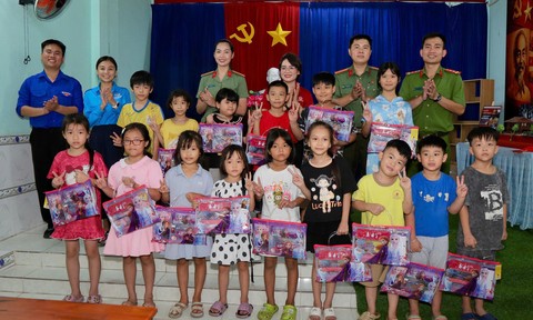 Phường An Phú: Triển khai nhiều hoạt động bảo vệ môi trường và xây dựng cộng đồng không ma túy