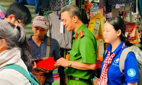 TPHCM: Đẩy mạnh Chiến dịch mùa hè số cùng VNeID