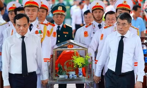 Video: Lễ dâng hương và triển khai tìm kiếm, quy tập hài cốt liệt sĩ tại công viên Lê Thị Riêng