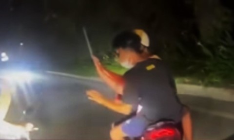 Video: Khởi tố đối tượng có hành vi “chống người thi hành công vụ”