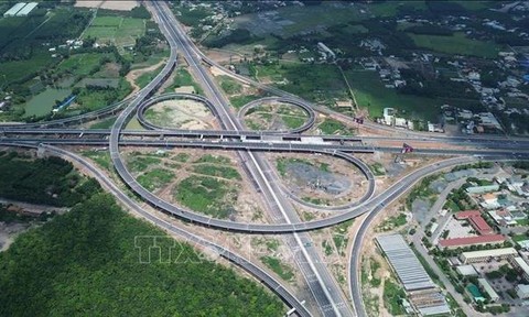 Bài cuối: Xây dựng hệ sinh thái kinh tế đủ sức cạnh tranh