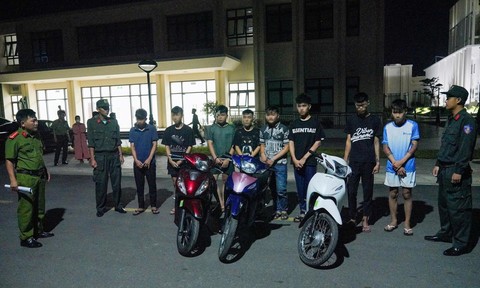 Khởi tố nhóm thanh thiếu niên mang hung khí, chạy xe lạng lách, gây rối trên đường ở TP.Huế