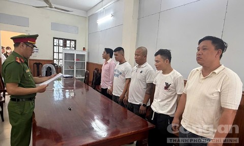 Nhóm đối tượng ‘giăng bẫy’ cướp tài sản của du khách nước ngoài bị bắt sau 3 năm gây án