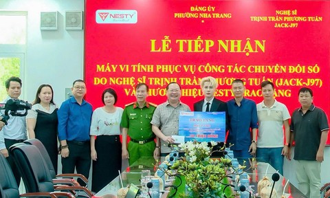 Những món quà nghĩa tình đến với Khánh Hòa
