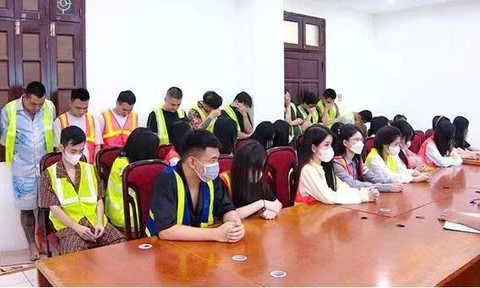 Công an TP. Hà Nội: Triệt phá đường dây mua bán, san chiết tinh dầu ma tuý khoảng 100 tỷ đồng