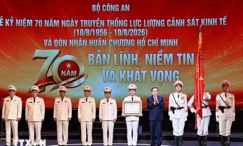 Kỷ niệm 70 năm Ngày truyền thống lực lượng Cảnh sát kinh tế và đón nhận Huân chương Hồ Chí Minh