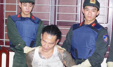 Bắt giữ gã giang hồ cộm cán Nguyễn Minh Đức có 8 tiền án và 1 tiền sự