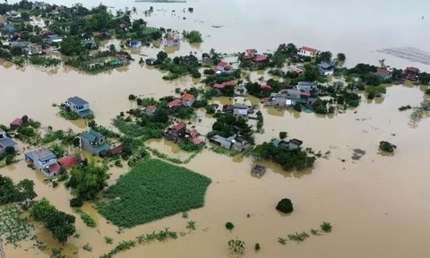 Thanh Hoá: Nhiều khu vực tiếp tục ngập sâu, công bố tình huống khẩn cấp sạt lở tại miền núi
