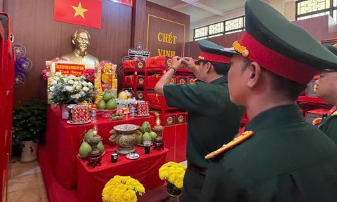 Công viên Lê Thị Riêng trở thành "địa chỉ đỏ” trong ngày Tết Độc lập