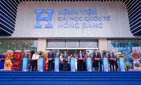 Phó Thủ tướng Lê Tiến Châu dự lễ khai trương bệnh viện Đại học quốc tế Hồng Bàng