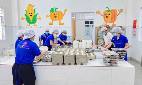 Co.opmart triển khai mô hình Bếp suất ăn học đường được kiểm soát chặt chẽ, an toàn