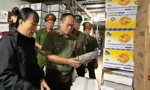 Công an Hà Nội: Quyết liệt chặn nguồn thực phẩm bẩn
