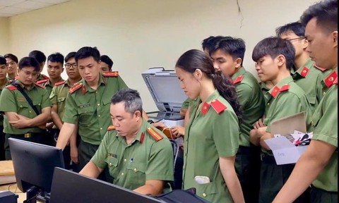 Bài 1: Dữ liệu - nguồn lực phát triển và mục tiêu cần bảo vệ