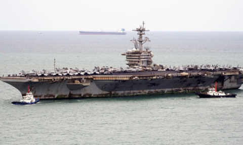Tàu sân bay USS Abraham Lincoln rỉ sét nặng sau thời gian triển khai ở Trung Đông