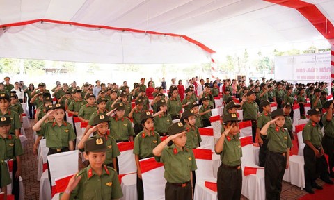 Trường Văn hóa Công an nhân dân VI khai giảng năm học đầu tiên