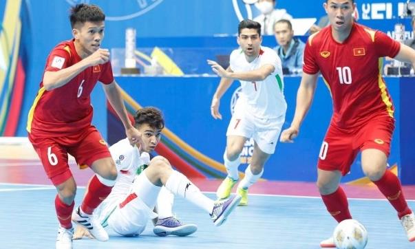 Việt Nam thua Iran 1-8 ở tứ kết Futsal châu Á