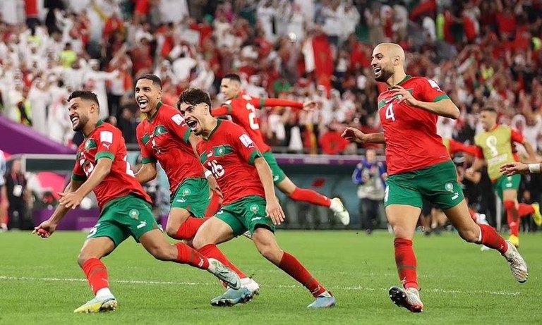 Marocco gây sốc khi loại Tây Ban Nha, Bồ Đào Nha thắng 'hủy diệt' Thụy Sĩ