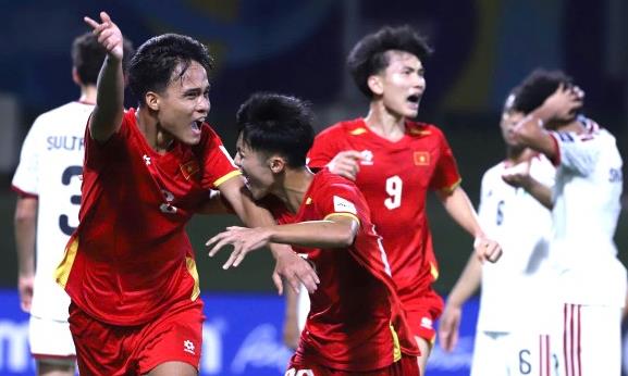 Video: U17 Việt Nam hạ UAE, lần đầu đoạt vé dự U17 World Cup